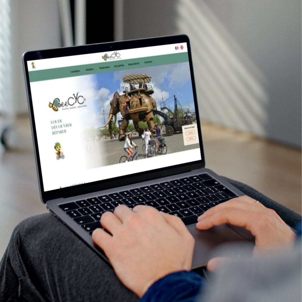 Mockup de la hero section de la page d'accueil : maquette du site Beecycle